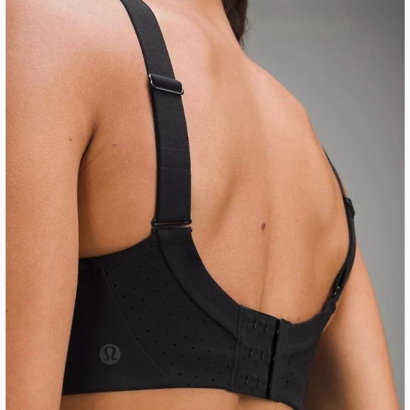 Lululemon Run Times High Support Bra Size 34 DD - Picture 4 of 8